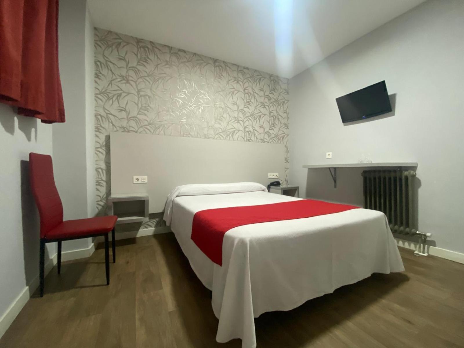 Hostal Sonia Granada Bagian luar foto
